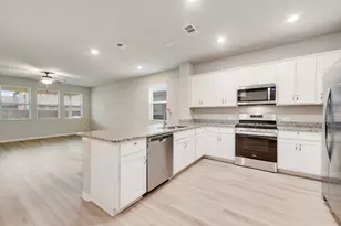 1816 Tomahawk Trail, Aubrey, TX 76227 - Photo 3