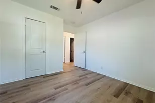 2719 S 27th, Waco, TX 76706 - Photo 23