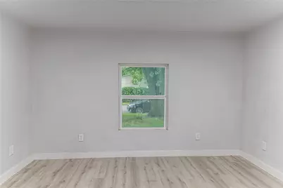 209 Pecan Street, Whitesboro, TX 76273 - Photo 17