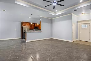 2615 San Gabriel Dr, Granbury, TX 76048 - Photo 9