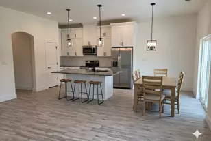 625 Atlanta St, Fort Worth, TX 76104 - Photo 11