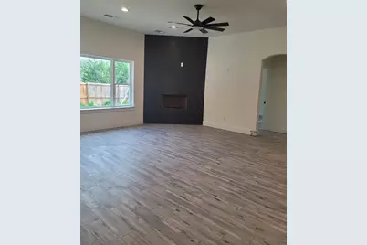 625 Atlanta Street, Fort Worth, TX 76104 - Photo 3