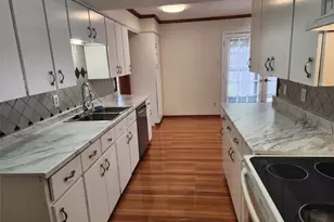 2612 Santa Barbara Dr, Grand Prairie, TX 75052 - Photo 7