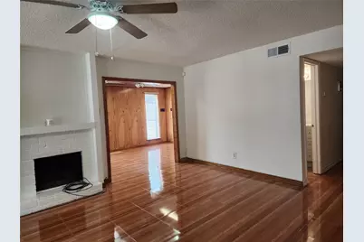 2612 Santa Barbara Drive, Grand Prairie, TX 75052 - Photo 3