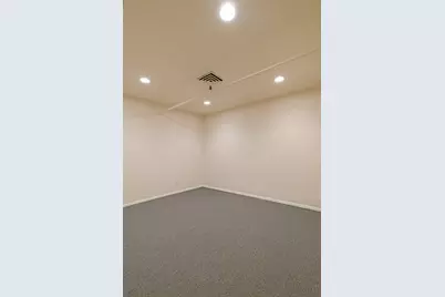 20 N Plaza, Paris, TX 75460 - Photo 17