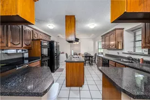 601 Houston School Rd, Red Oak, TX 75154 - Photo 5