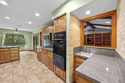 802 Rock Canyon Drive, Duncanville, TX 75137 - Photo 17
