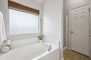 8808 Eastwood Ave, Cross Roads, TX 76227 - Photo 33