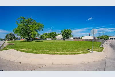 124 Anderson Street, Burleson, TX 76028 - Photo 27