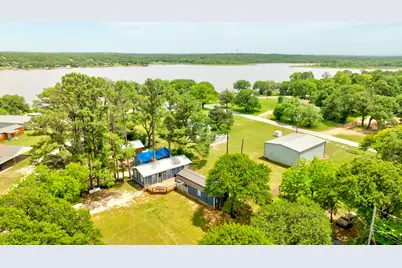 179 Oak Street, Nocona, TX 76255 - Photo 1