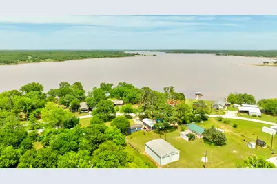 179 Oak Street, Nocona, TX 76255 - Photo 3