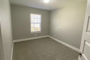 131 E Bond St, Denison, TX 75021 - Photo 5