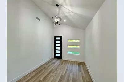 1224 Saint John, Greenville, TX 75401 - Photo 5