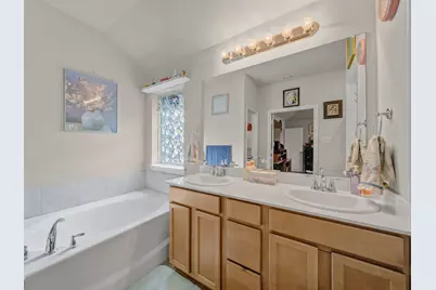 2400 Briarhurst Court, Denton, TX 76207 - Photo 17