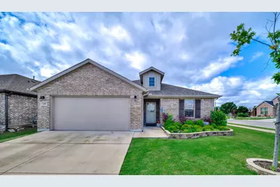 2400 Briarhurst Court, Denton, TX 76207 - Photo 3