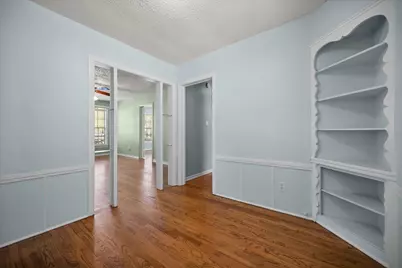 4525 Calmont Avenue, Fort Worth, TX 76107 - Photo 15