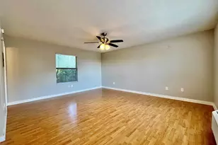 701 W Sycamore St, Denton, TX 76201 - Photo 3