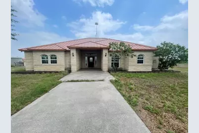 7448 N US Highway 281, Orange Grove, TX 78372 - Photo 1