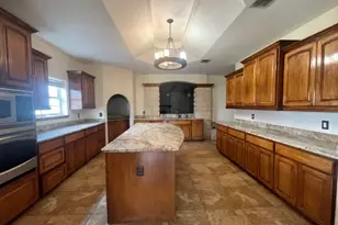 7448 N US Hwy 281, Orange Grove, TX 78372 - Photo 11