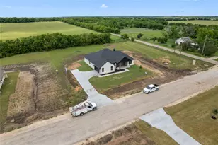8529 Bronco Dr, Godley, TX 76044 - Photo 29