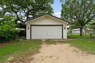 750 N Graham St, Stephenville, TX 76401 - Photo 25