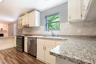 6617 Pecanwood Ct, Mansfield, TX 76063 - Photo 13