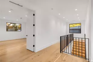 5525 Wateka Dr, Dallas, TX 75209 - Photo 13