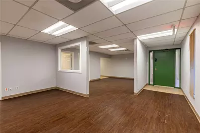 920 Bluebonnet Drive, Irving, TX 75060 - Photo 7