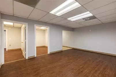 920 Bluebonnet Drive, Irving, TX 75060 - Photo 9