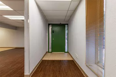 920 Bluebonnet Drive, Irving, TX 75060 - Photo 5