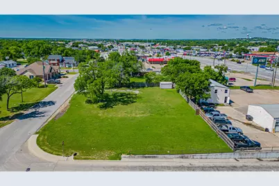 124 Anderson Street, Burleson, TX 76028 - Photo 13