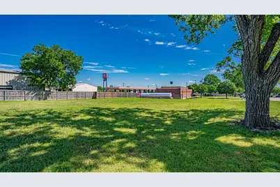 124 Anderson Street, Burleson, TX 76028 - Photo 29