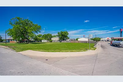 124 Anderson Street, Burleson, TX 76028 - Photo 25