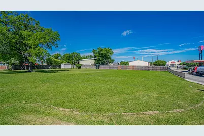 124 Anderson Street, Burleson, TX 76028 - Photo 27