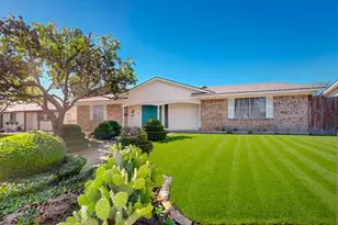 3714 Burning Tree Ln, Garland, TX 75042 - Photo 3