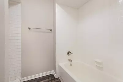 1017 Westminster Lane, Garland, TX 75040 - Photo 21