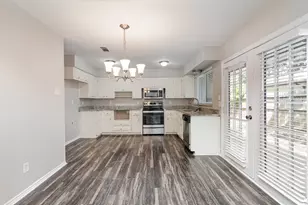 1017 Westminster Ln, Garland, TX 75040 - Photo 9