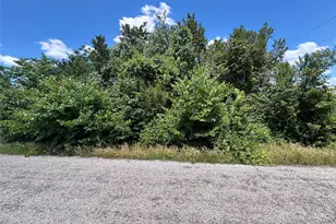 2618 Sycamore Ct, Granbury, TX 76048 - Photo 1