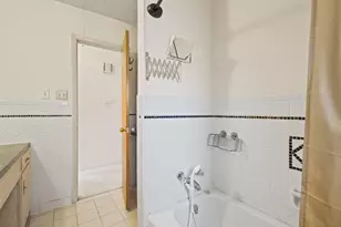 905 Seymore Cir, Denison, TX 75020 - Photo 11