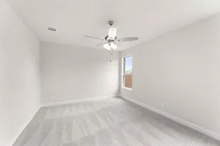 1112 Cascades, Justin, TX 76247 - Photo 17