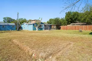 33 Park Ln, Gainesville, TX 76240 - Photo 17