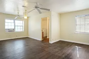 33 Park Ln, Gainesville, TX 76240 - Photo 11