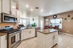 820 Lake Sierra Wy, Little Elm, TX 75068 - Photo 13
