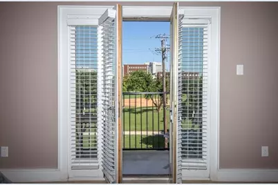 3407 Bryan Street #E, Dallas, TX 75204 - Photo 9