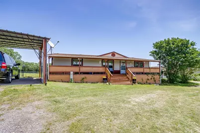 105 Lone Hill Court, Springtown, TX 76082 - Photo 1