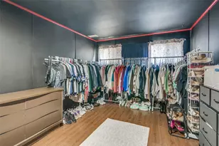 1033 Lydick Ln, River Oaks, TX 76114 - Photo 13