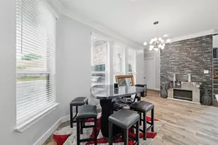 2056 Willow Bend Dr, Oak Leaf, TX 75154 - Photo 11