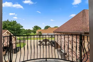 2056 Willow Bend Dr, Oak Leaf, TX 75154 - Photo 29