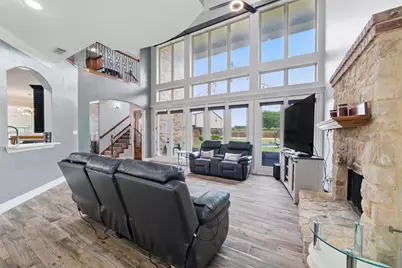 2056 Willow Bend Drive, Oak Leaf, TX 75154 - Photo 5