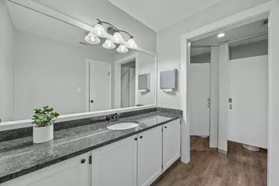 301 E Criddle Street, Waxahachie, TX 75165 - Photo 11